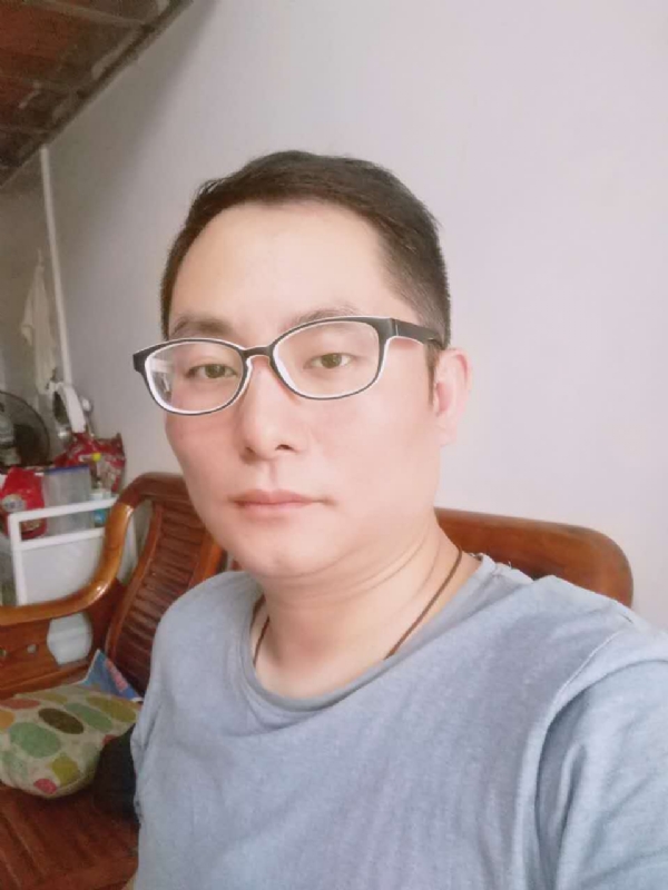 流星的尾巴的第一张照片--罗源交友网
