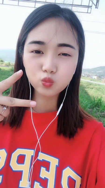 深拥必定温暖的第一张照片--罗源交友网