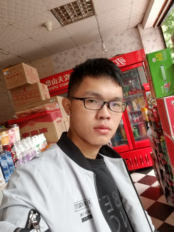 柒年的第一张照片--罗源交友网