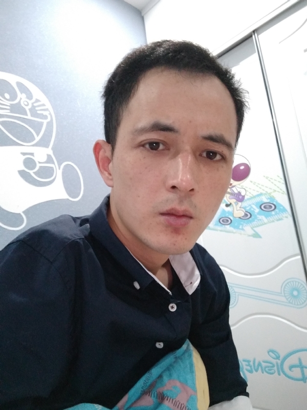 容晨的第一张照片--罗源交友网