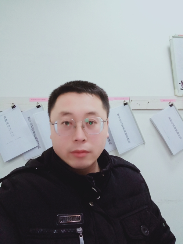 一头猪的第一张照片--罗源交友网