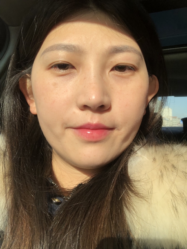 轻闭双眼的第一张照片--罗源交友网