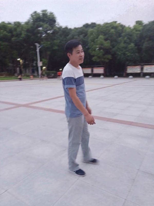 一笑的第一张照片--罗源交友网