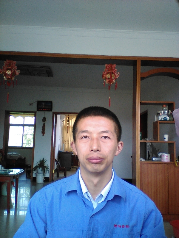 红玫瑰的第一张照片--罗源交友网
