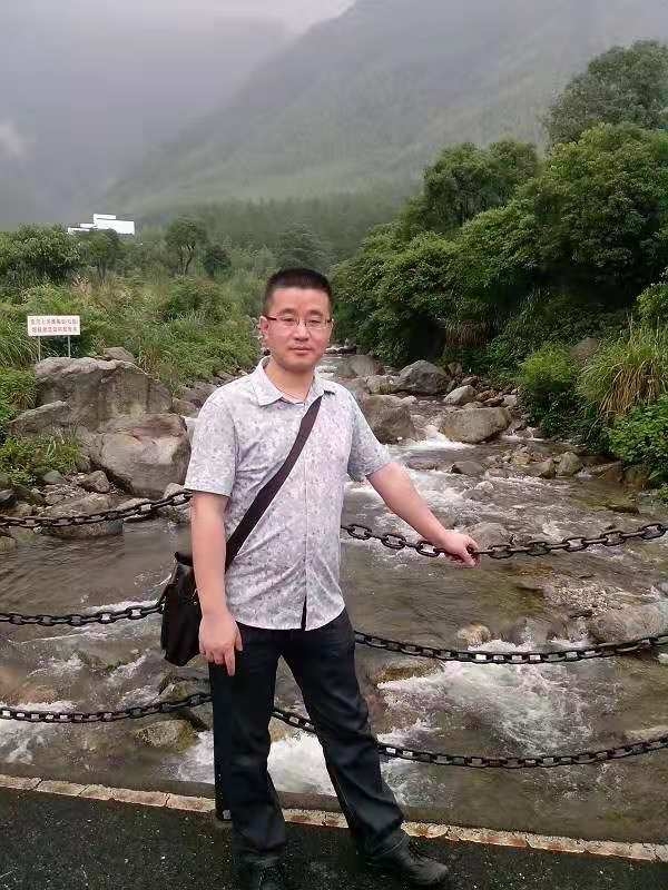 淡定牛魔王的第三张照片--罗源交友网