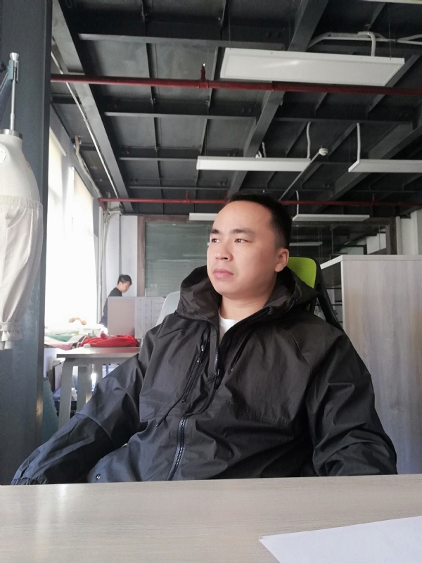 左眼皮跳跳的第一张照片--罗源交友网