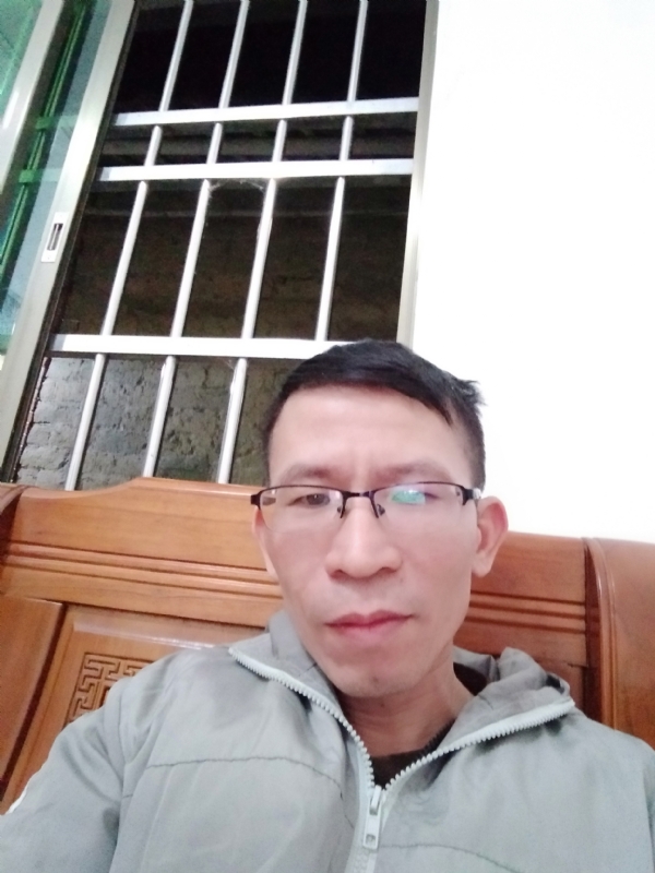 奋斗的第一张照片--罗源交友网