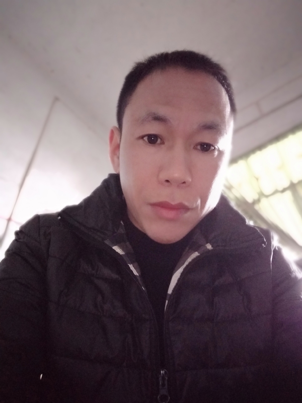 相信真爱的第一张照片--罗源交友网