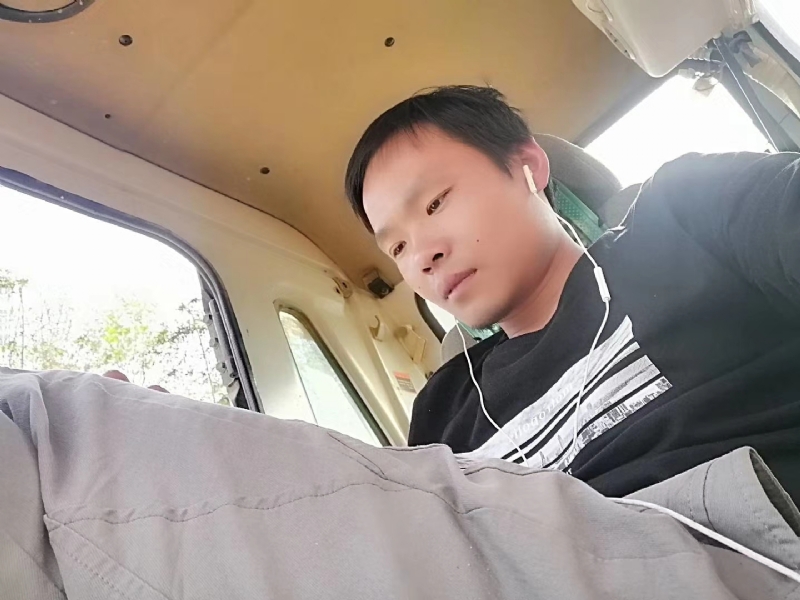 夜魇的第四张照片--罗源交友网