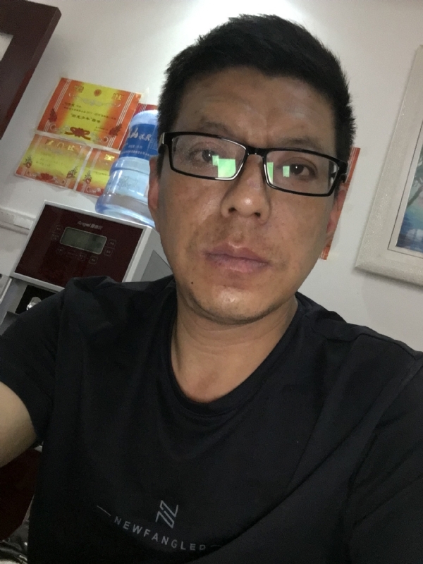 牵手的第三张照片--罗源交友网