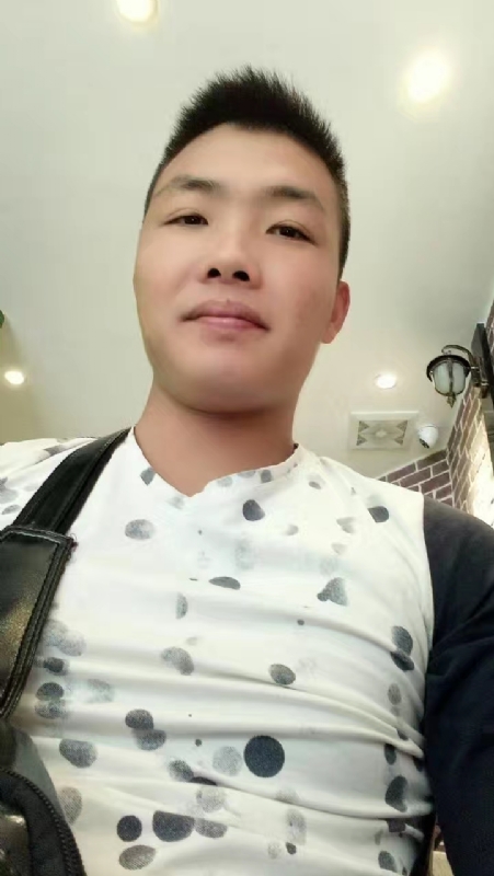 吃生蚝的小乖乖的第一张照片--罗源交友网