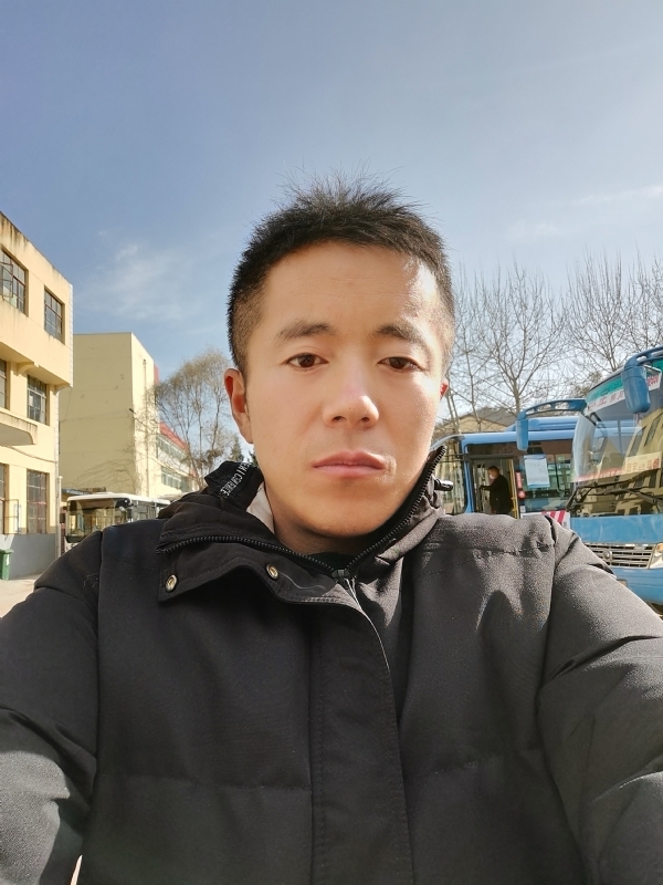 孤独的云的第一张照片--罗源交友网