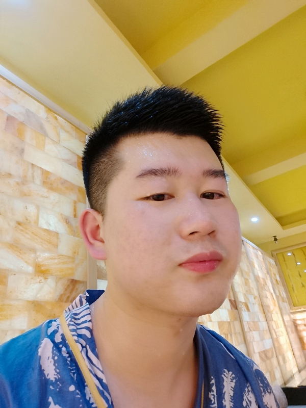 六月与阿十二的第一张照片--罗源交友网