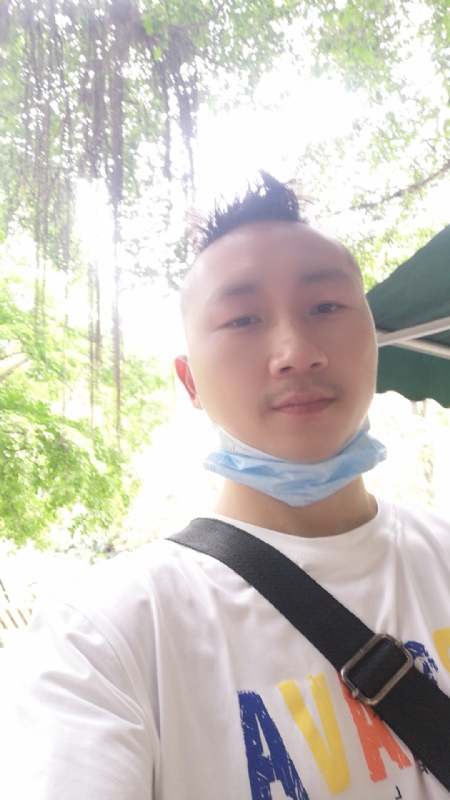 守望幸福的第一张照片--罗源交友网