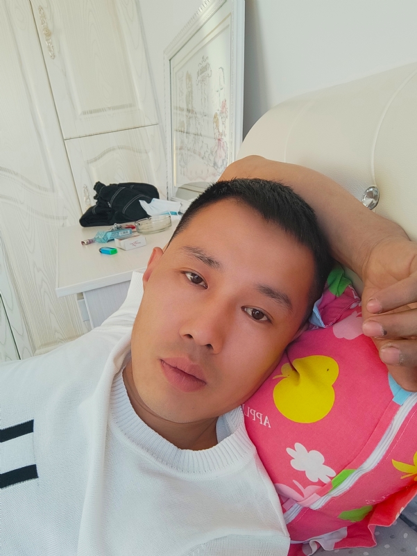 一个人的第一张照片--罗源交友网