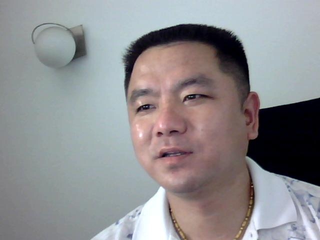 孤寂狼王的第一张照片--罗源交友网