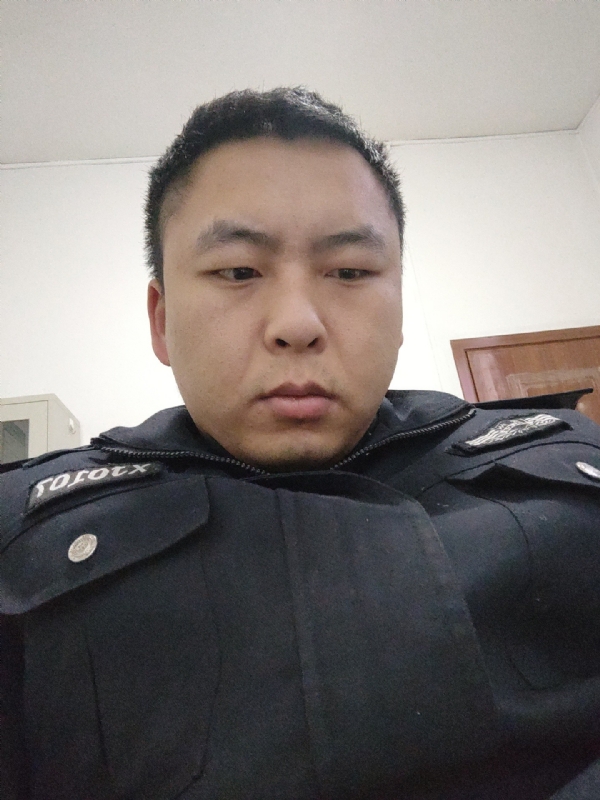 好纠结的第一张照片--罗源交友网