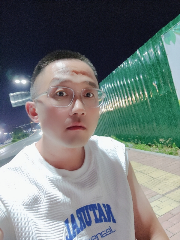 清风烈酒的第一张照片--罗源交友网