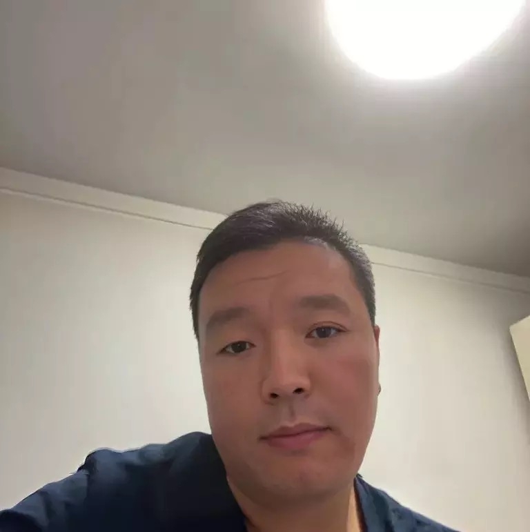 穿唐装的松鼠的第一张照片--罗源交友网
