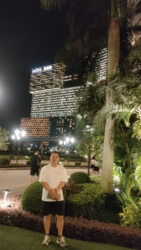 熟悉的身影的第一张照片--罗源交友网