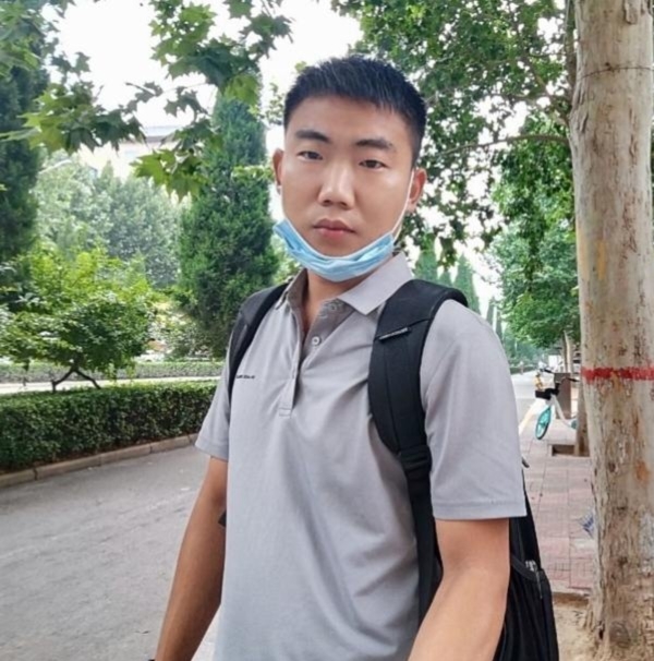 90年男征婚的第一张照片--罗源交友网