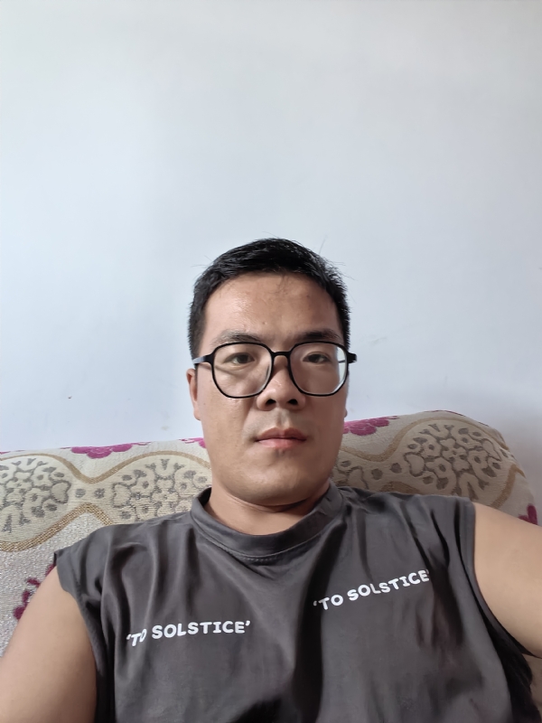 卫TF的第三张照片--罗源交友网